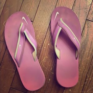 Nike flip flops